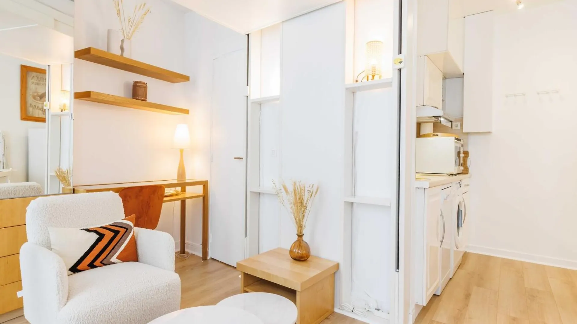 Charming Studio 2P In The Heart Of Paris Holiday home